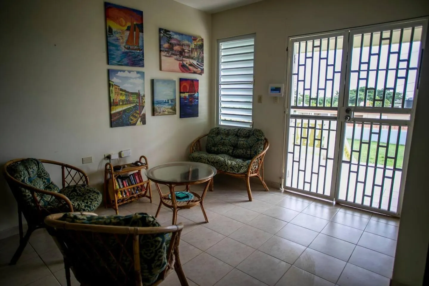 Mariposa Beach House Islote Holiday home